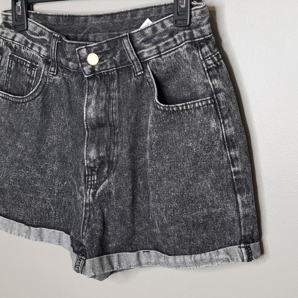 Shein Black High Rise Denim Shorts Medium NWOT - Picture 5 of 5